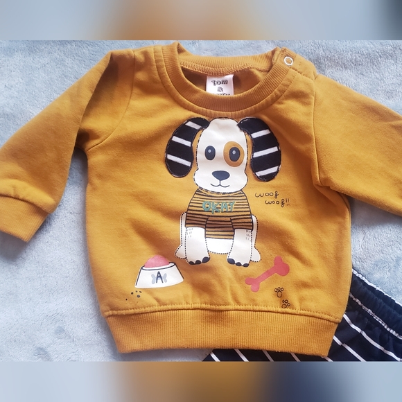 Tom & Jerry Baby Boy's matching set Size 12 months - Picture 2 of 2